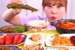 小姐姐的麻辣大餐韩国,小姐姐带来的独特美食体验