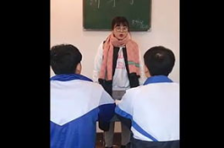 校园搞笑小品《上课》6个人,六人校园小品上课精彩回顾